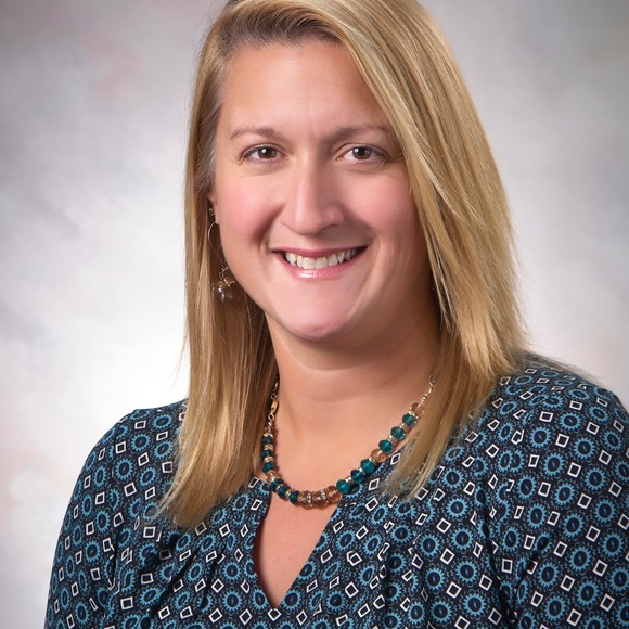 Meet your Posher, Bree - Picture 4 of 8